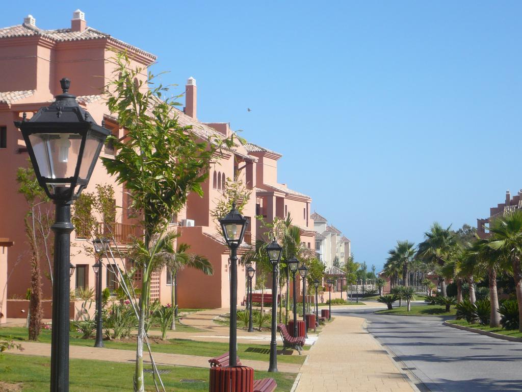 Hacienda Del Sol Apartment Estepona Exterior foto